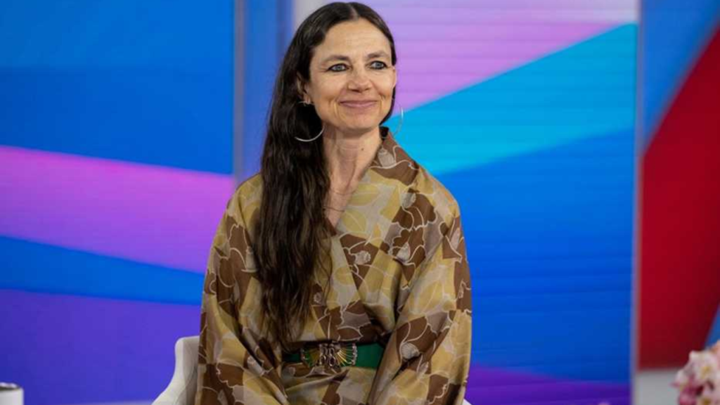 Justine Bateman Age